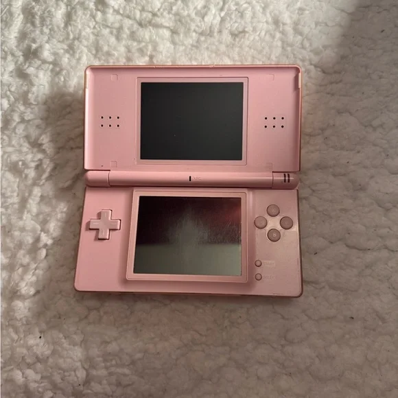 Nintendo DS Lite Pink Console with Game Collection - Picture 5 of 12